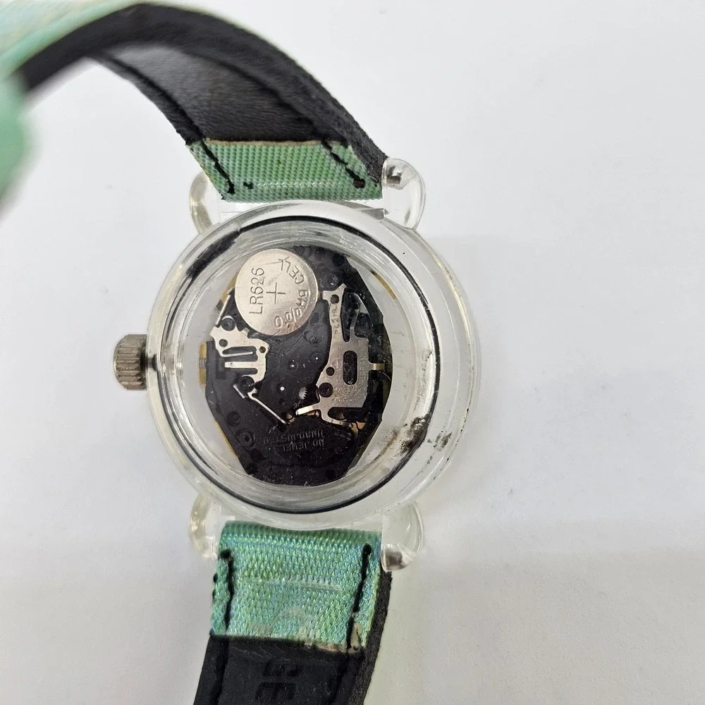 Episode Women's Analog Watch 26MM White Dial Green Leather Bands NEW Battery